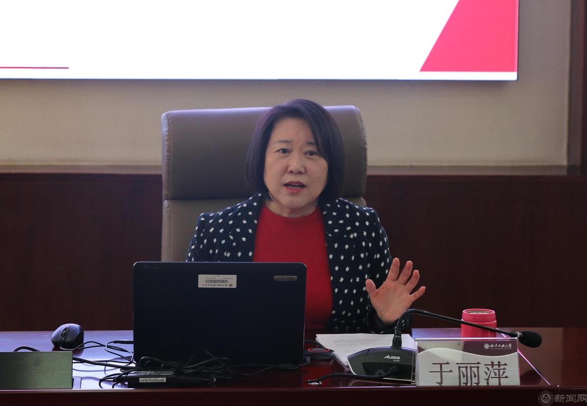 于主席 - 副本.jpg