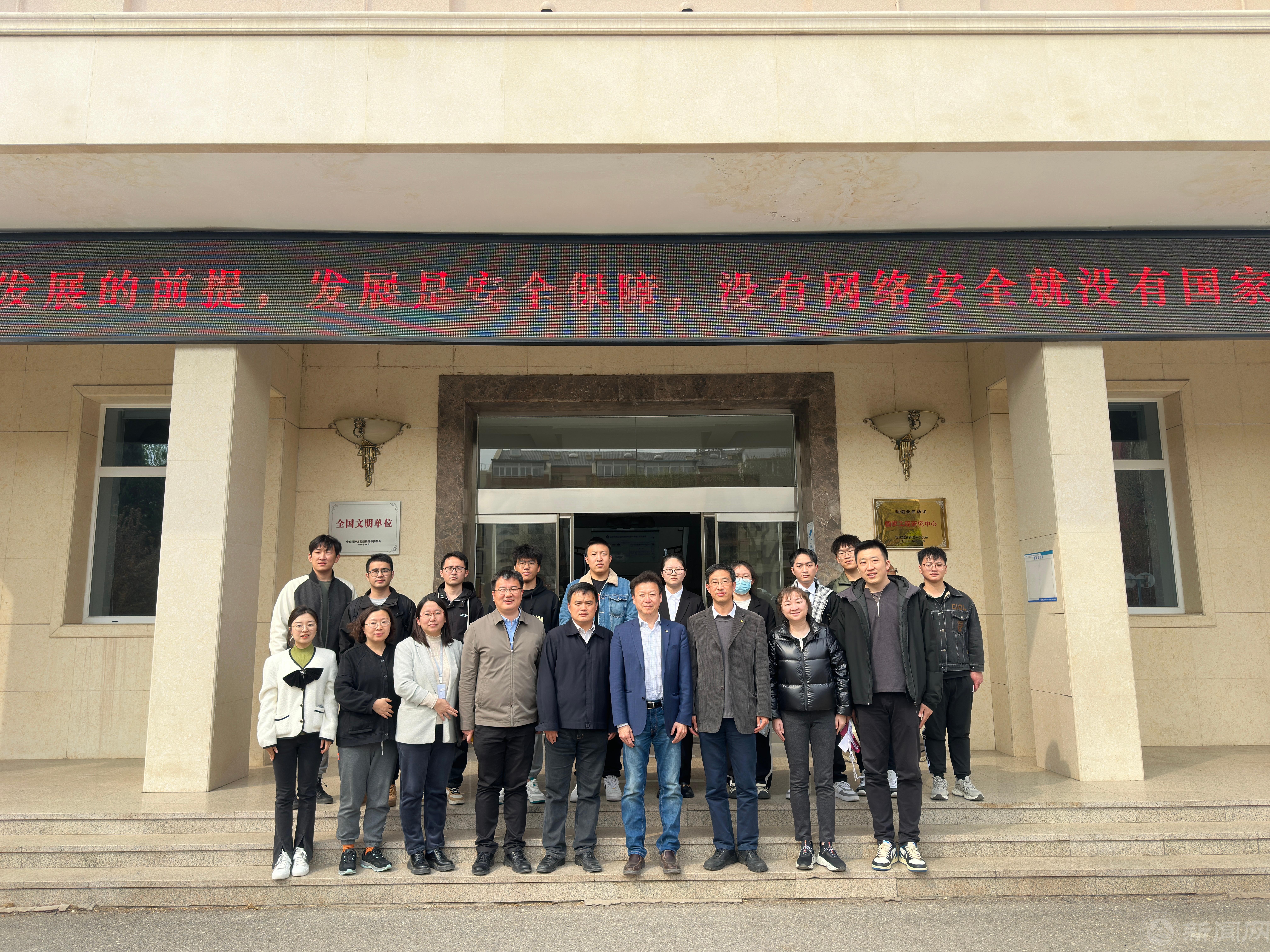 c870fced-a43e-440d-bec1-7689cfa28a47.jpg c870fced-a43e-440d-bec1-7689cfa28a47.jpg