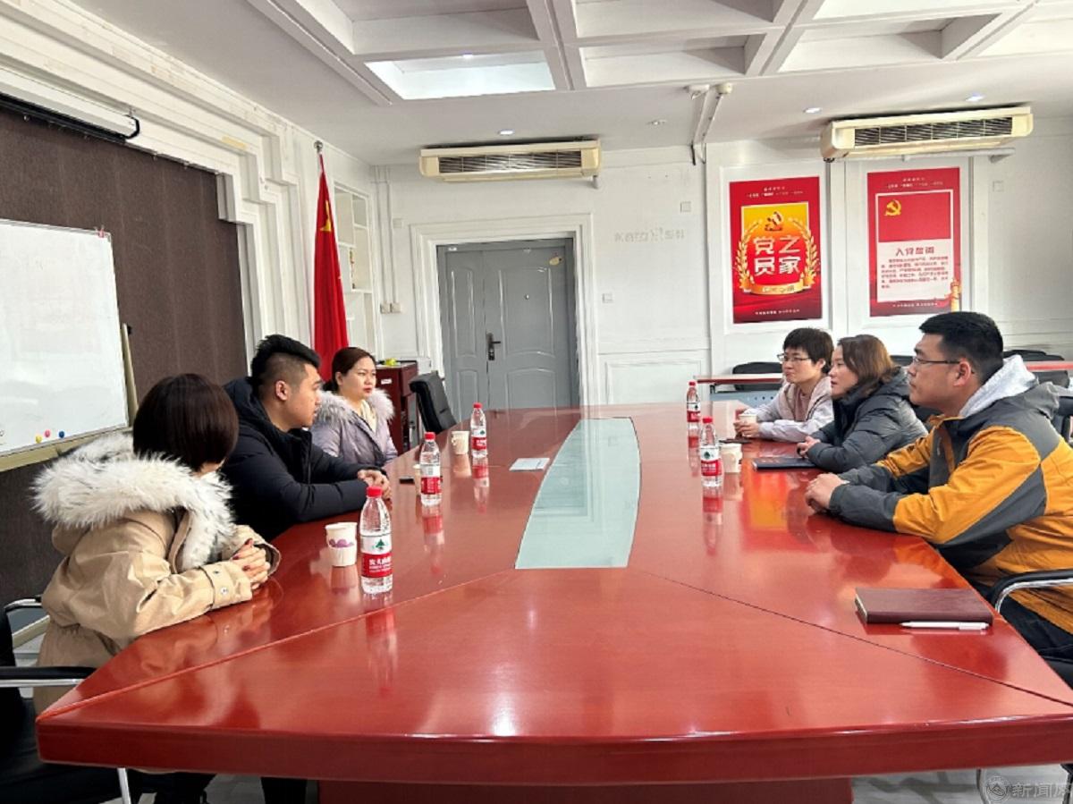 经管学院与瞭仓艺术馆开展访企拓岗606.jpg 经管学院与瞭仓艺术馆开展访企拓岗606.jpg