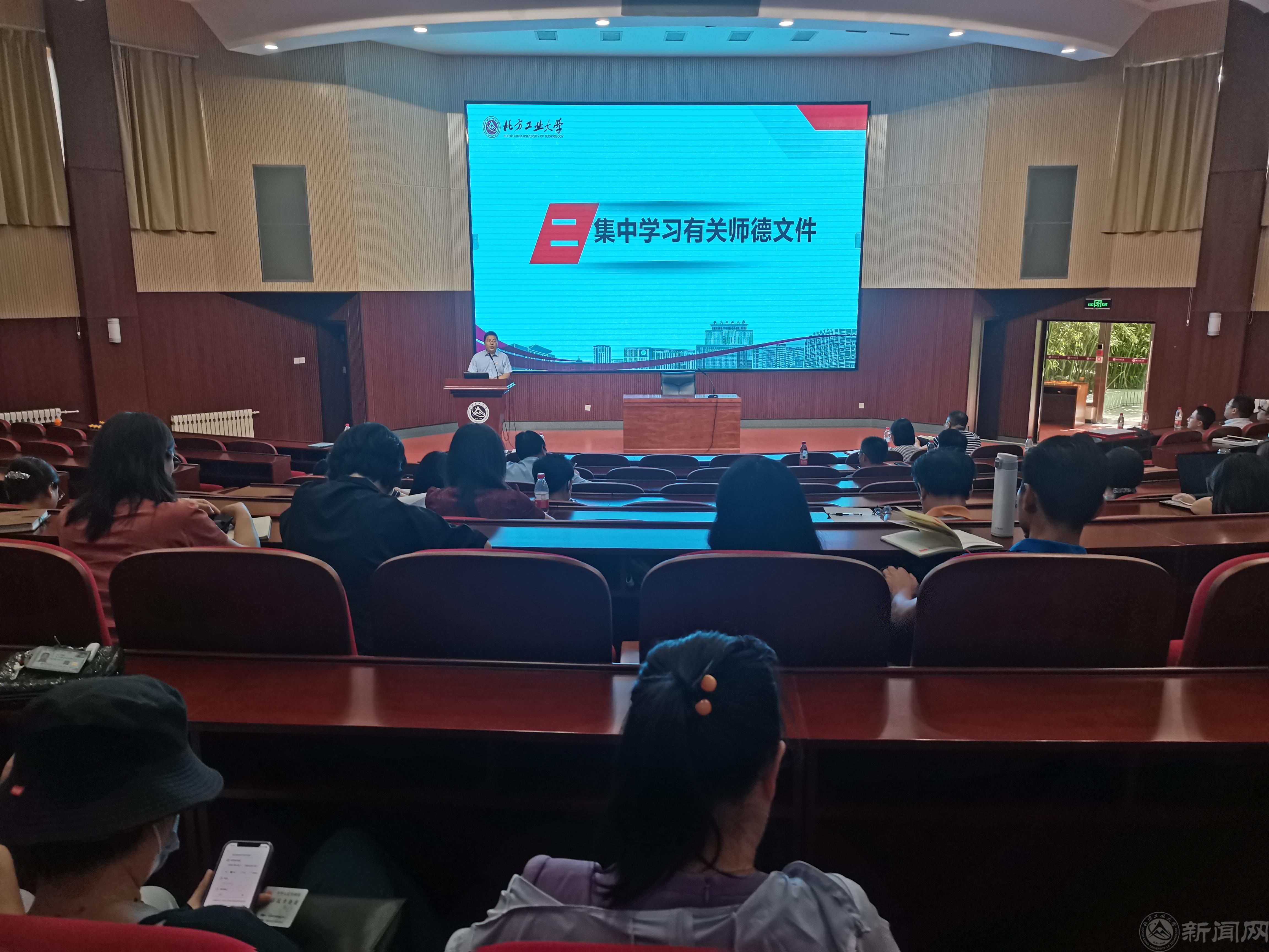 2466fd6c7815b1b10849b8aa9d495ec.jpg 2466fd6c7815b1b10849b8aa9d495ec.jpg