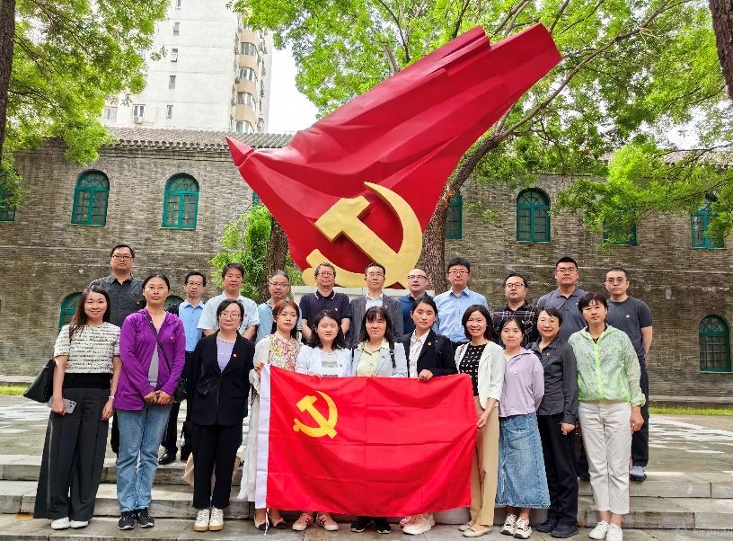 image001.jpg image001.jpg