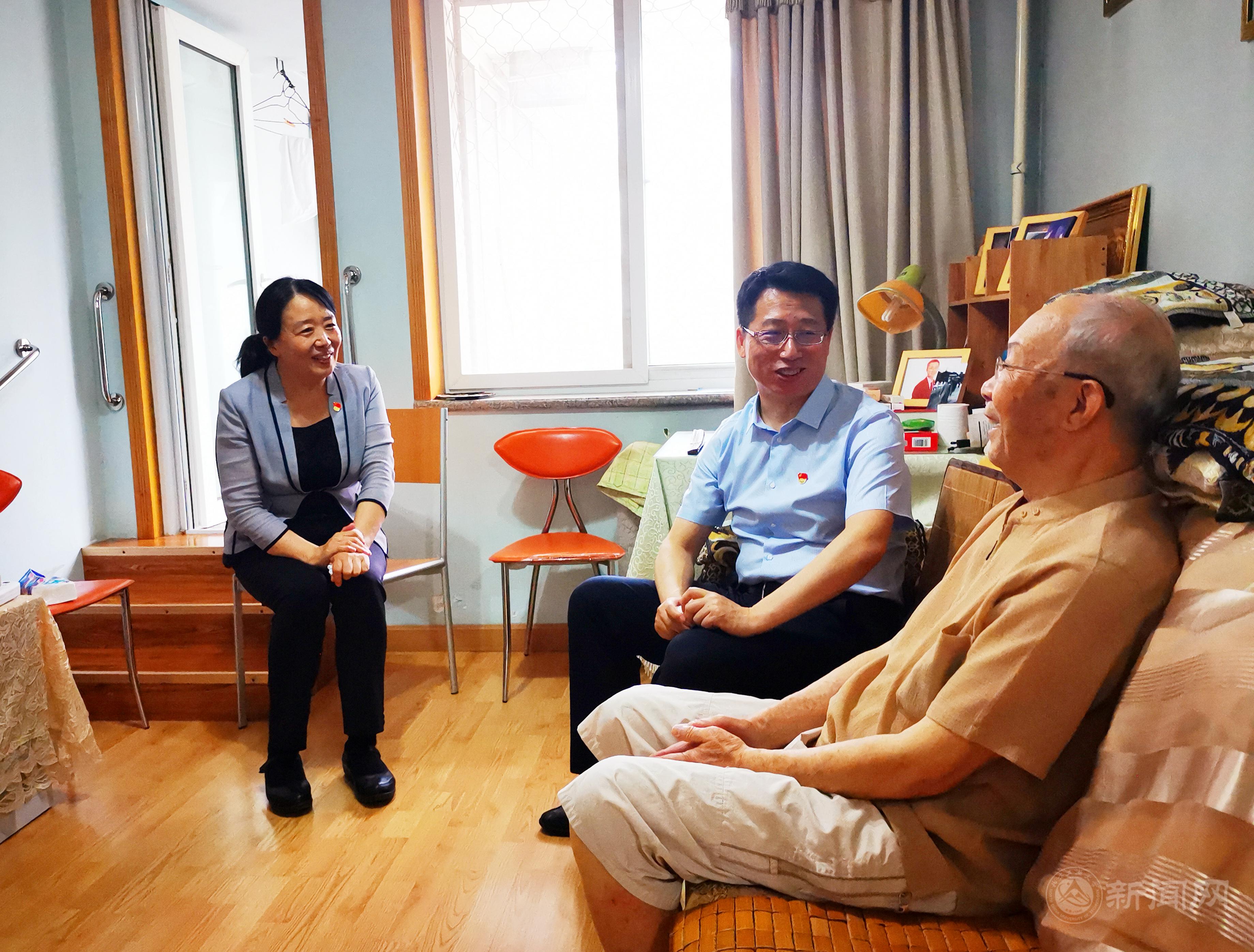 缪劲翔.jpg 缪劲翔.jpg